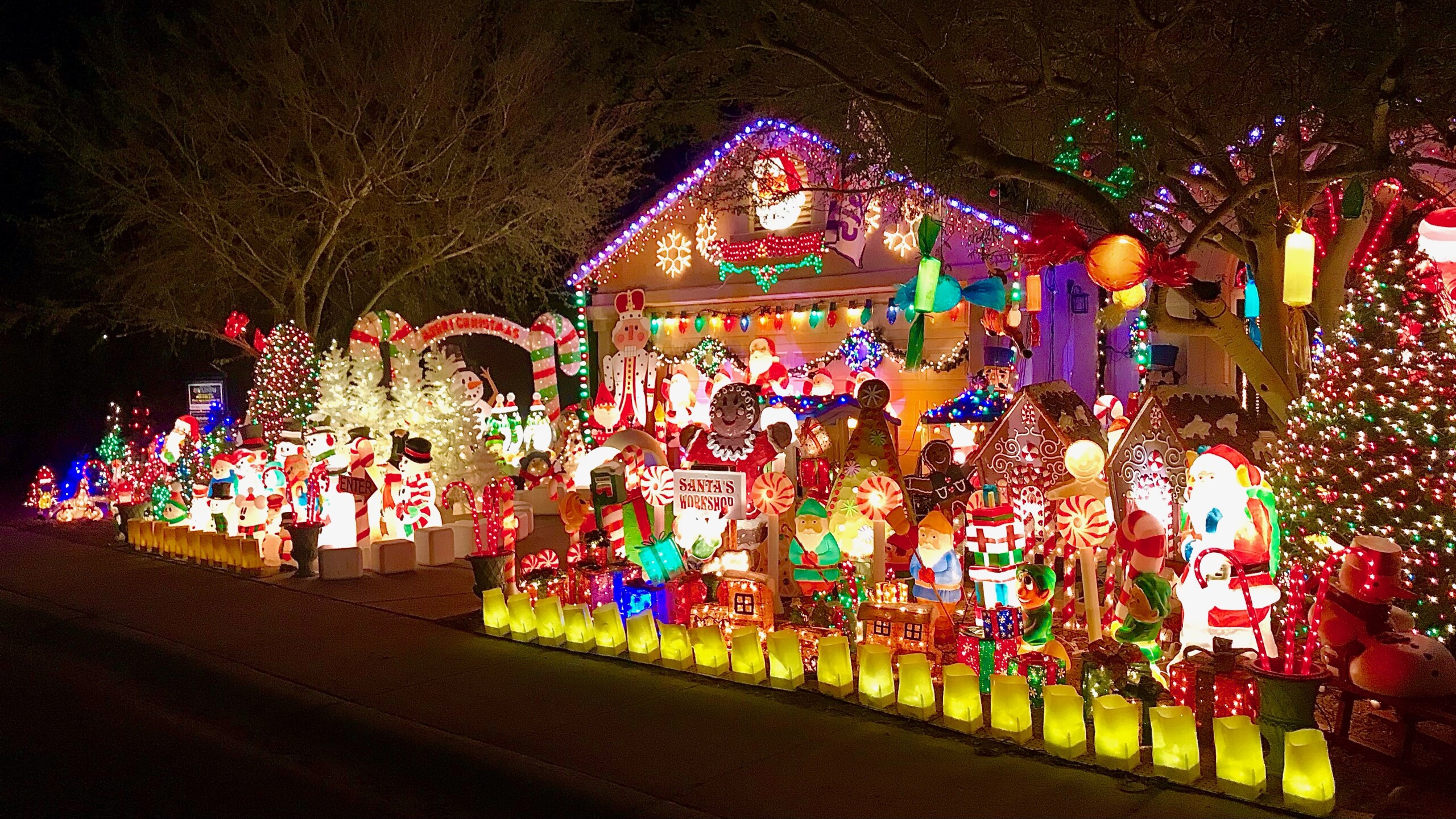 Christmas light houses near me deals